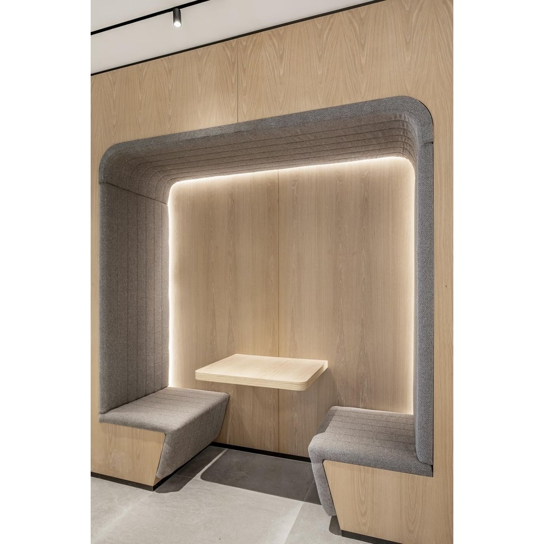 Two-Person Acoustic Meeting Booth